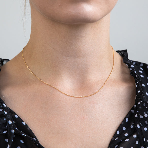 Thin short deals gold chain necklace