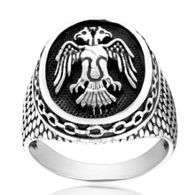 Load image into Gallery viewer, Sterling Silver Eagle On Oval Antique Ring